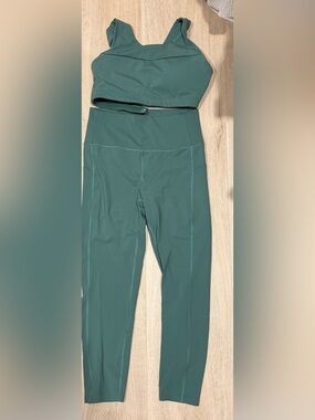 Magnolia boutique Yoga Deep Olive Green Leggings